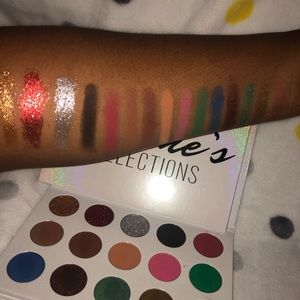 Signature Eyeshadow Palette--cruelty-vegan free